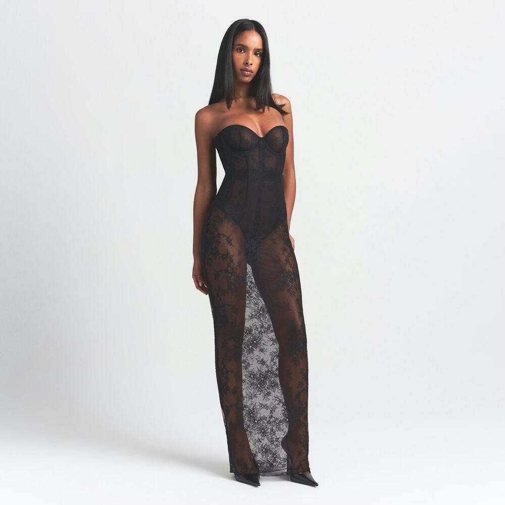 SMALL SKIMS Ultra Fine Lace Strapless Corset Dress